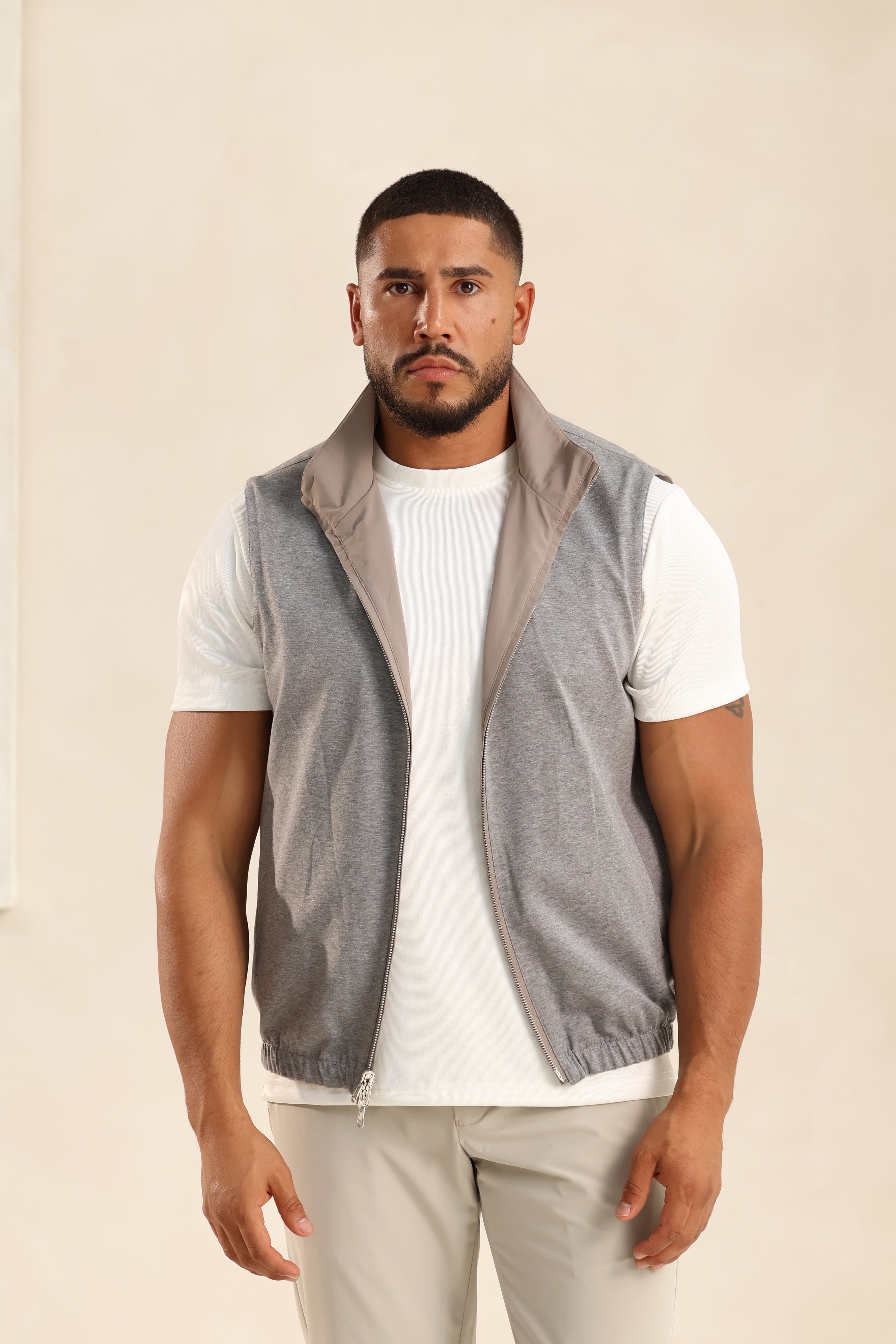 TWEEZIJDIGE JOGGER BODYWARMER