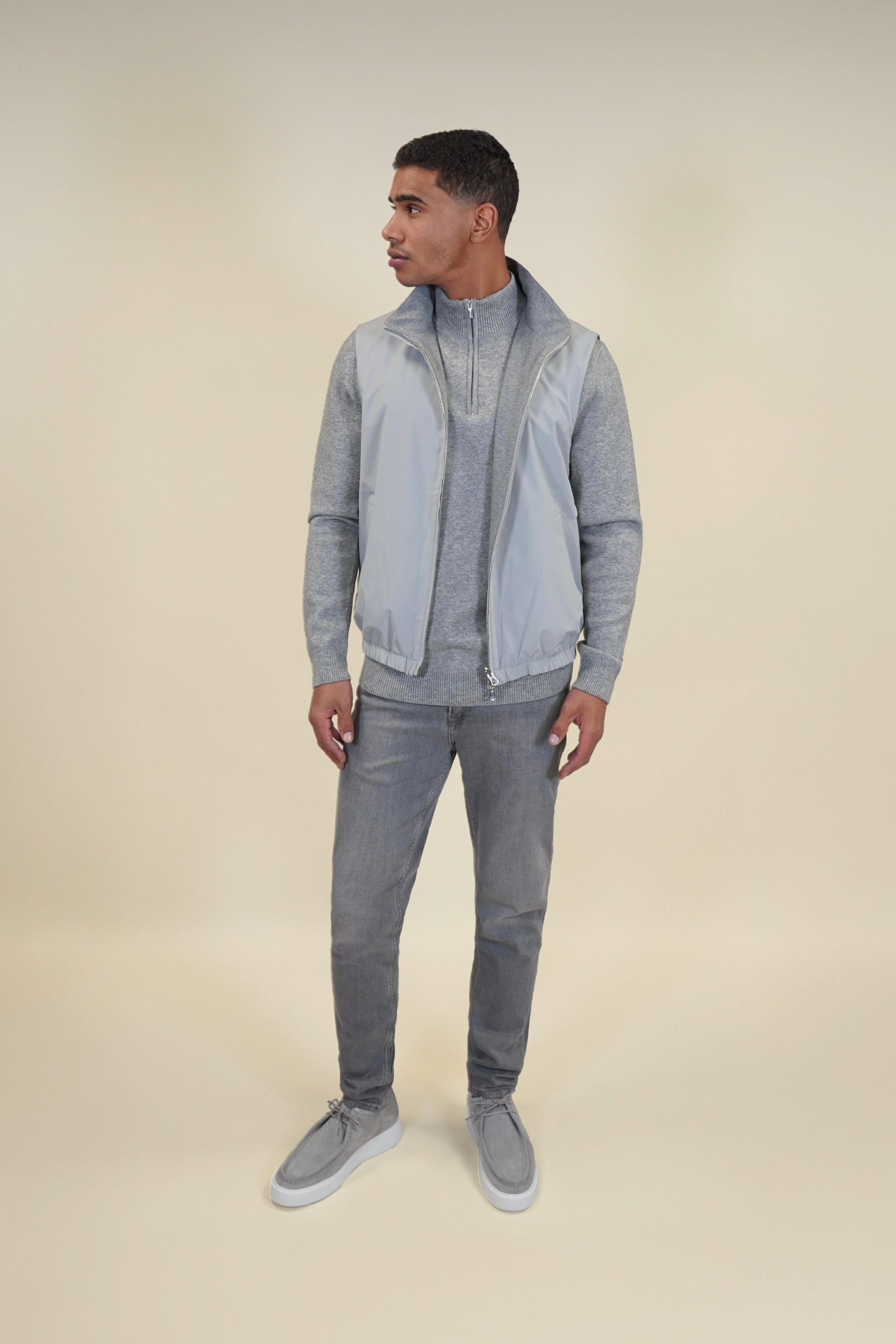 TWEEZIJDIGE JOGGER BODYWARMER