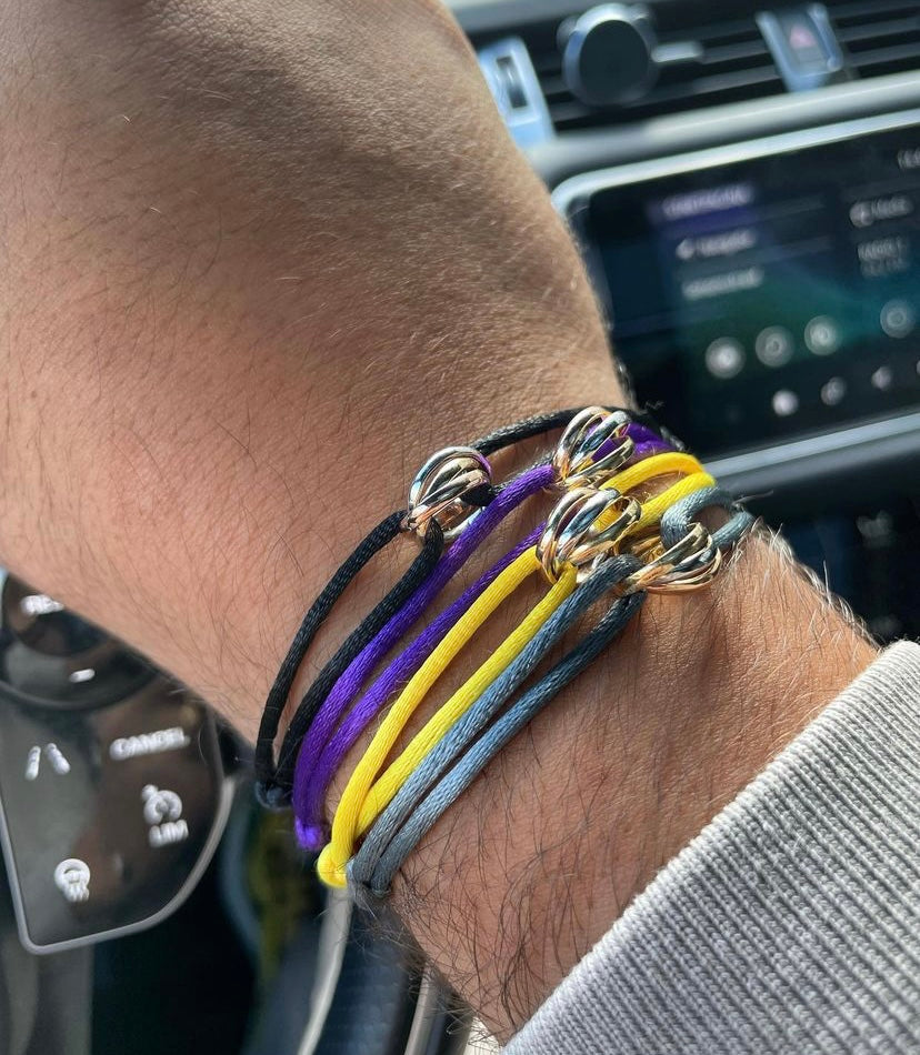 Trinity ring armband