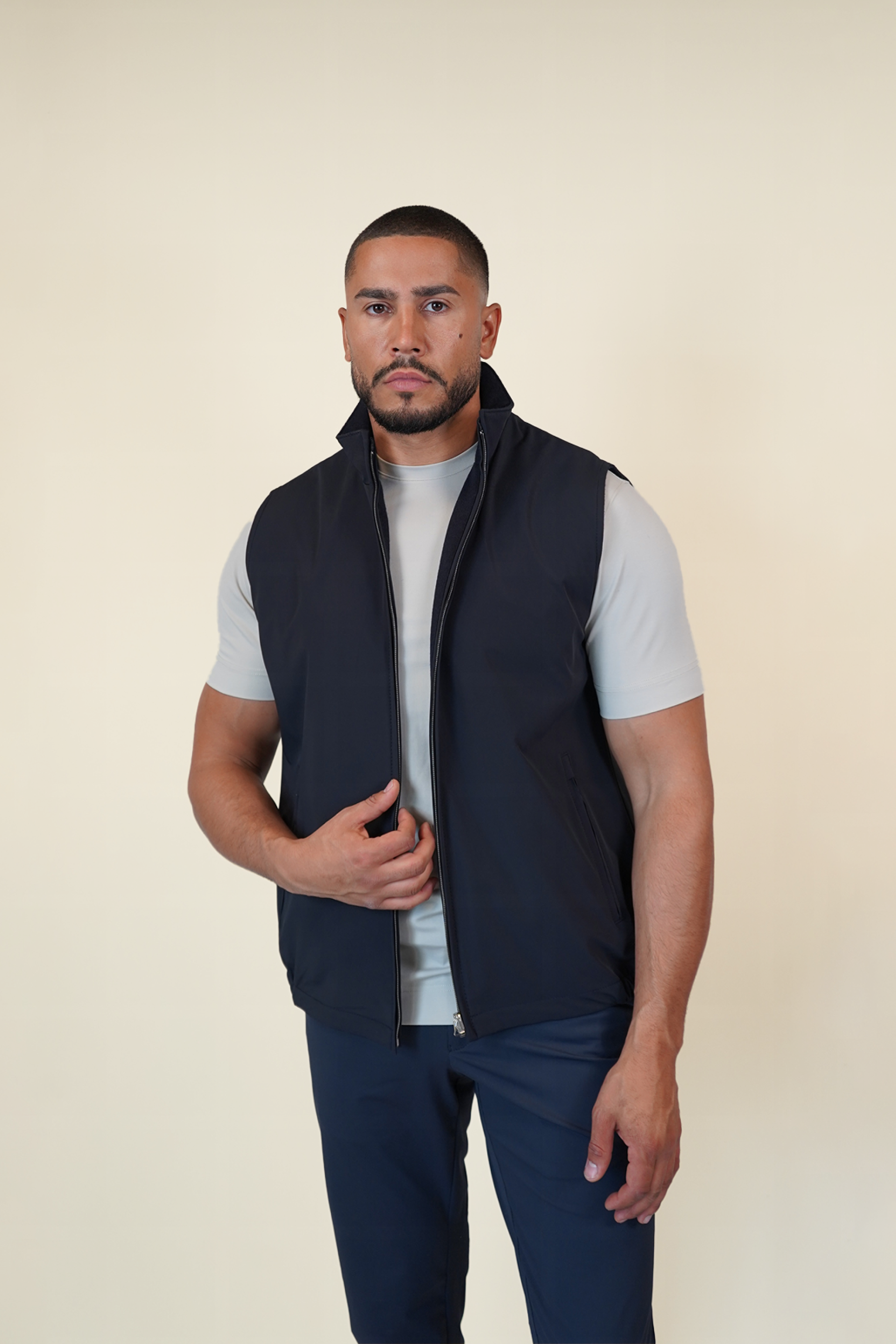 TWEEZIJDIGE SUÈDE BODYWARMER