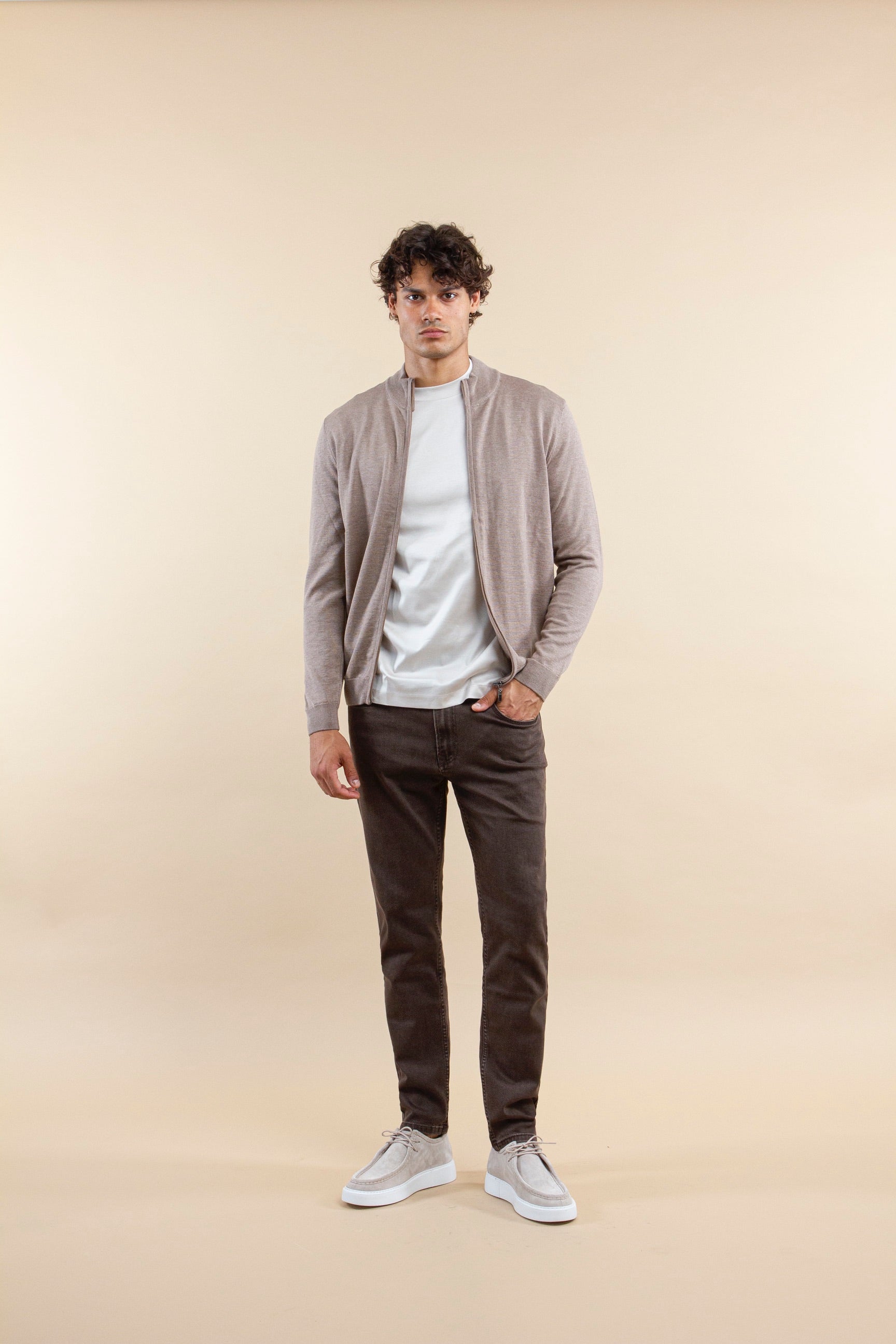 FINE KNIT VEST