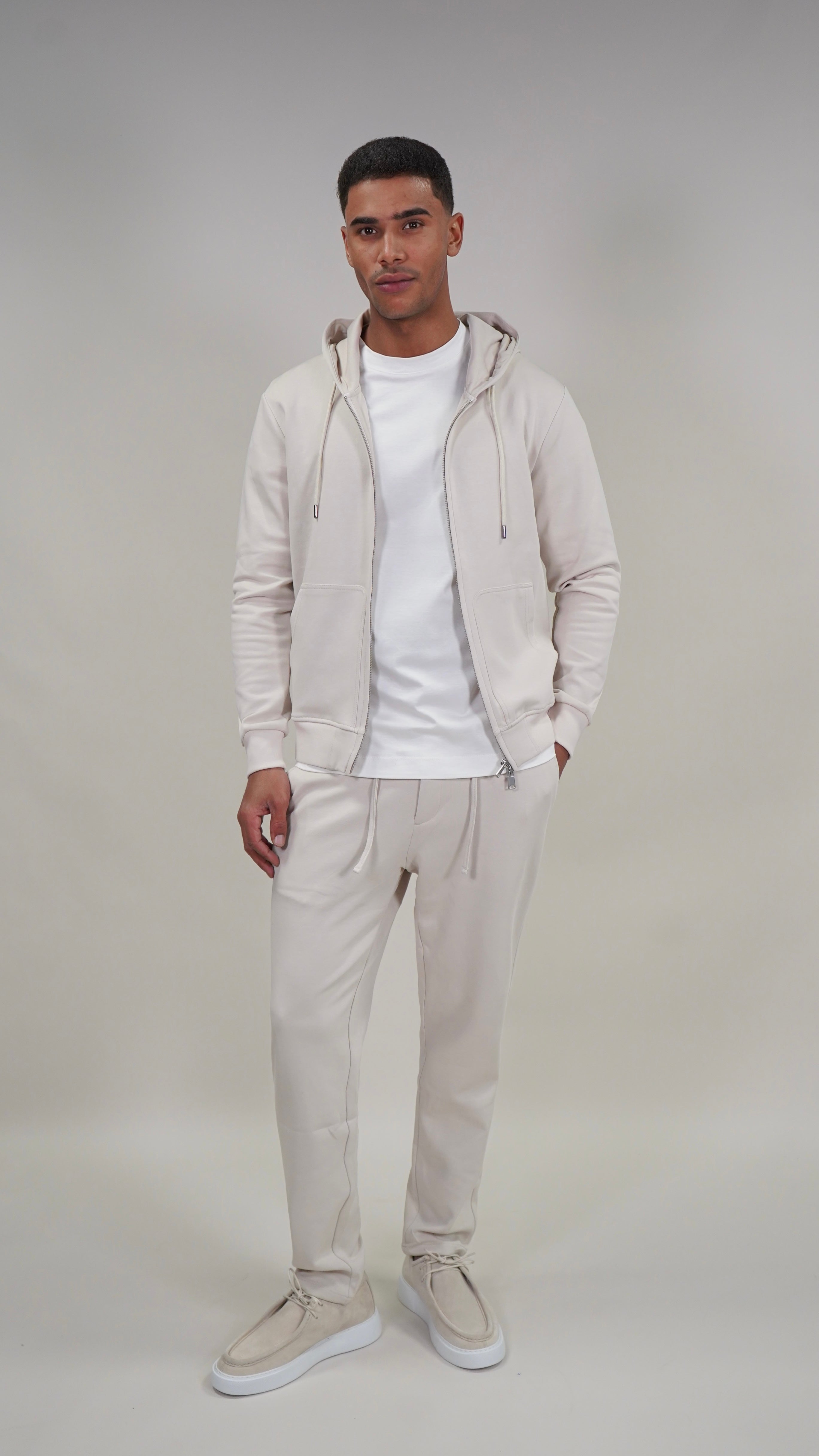 SUNDAY ESSENTIALS TRACKSUIT