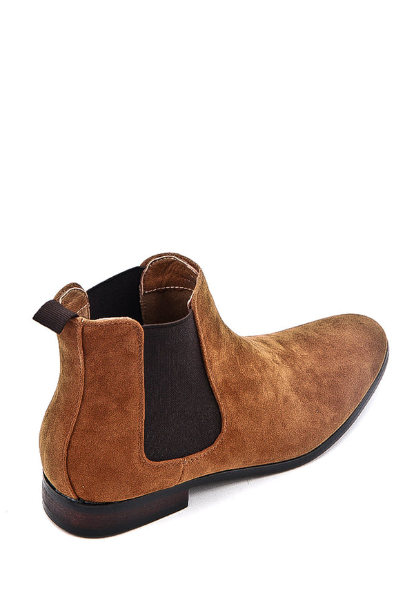 Chelsea boots